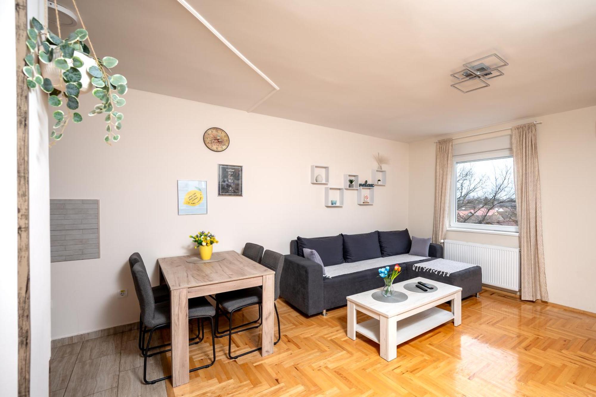 Kc Apartment سوبوتيتْسا المظهر الخارجي الصورة